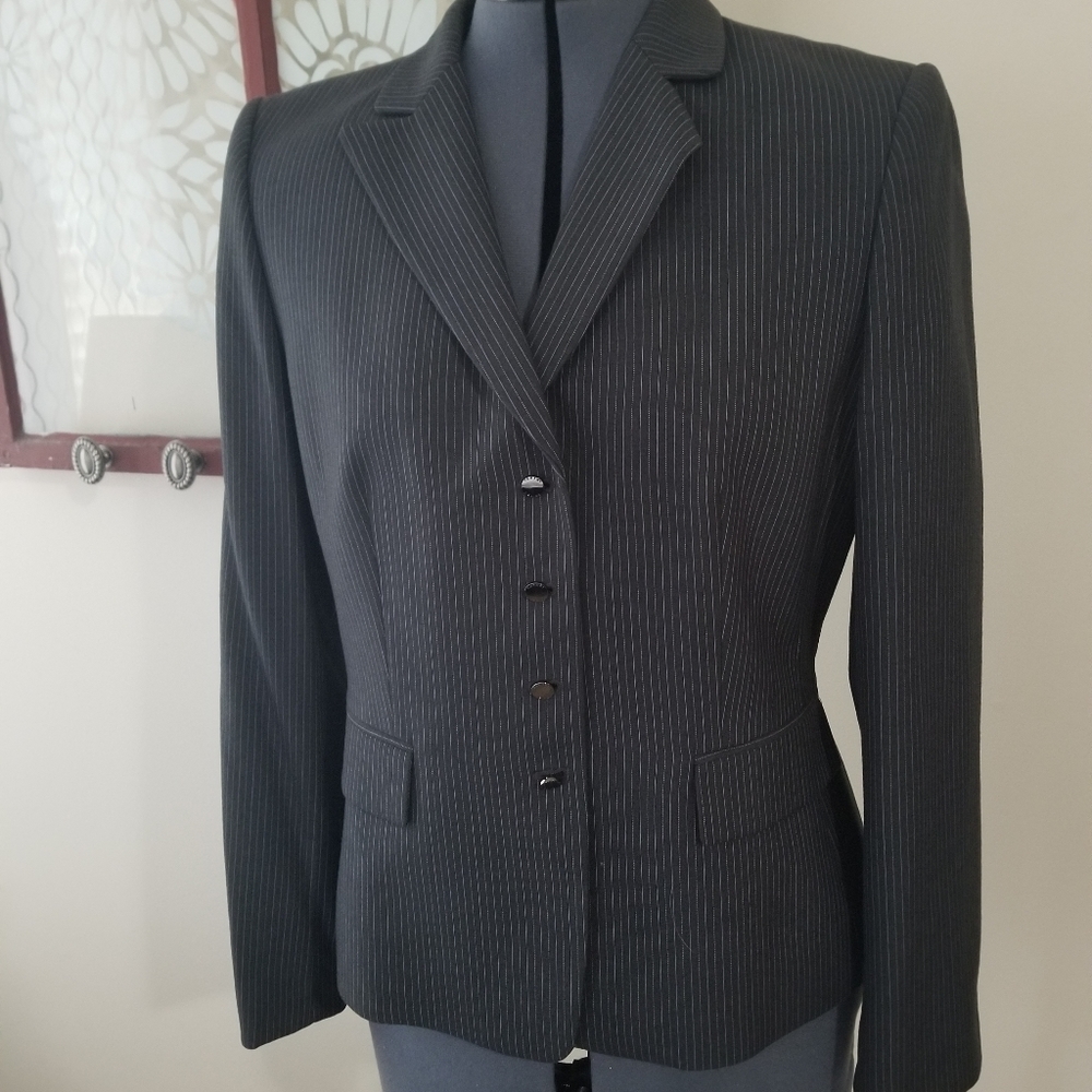 Tahari Purple Pinstripe Suit Jacket sz12